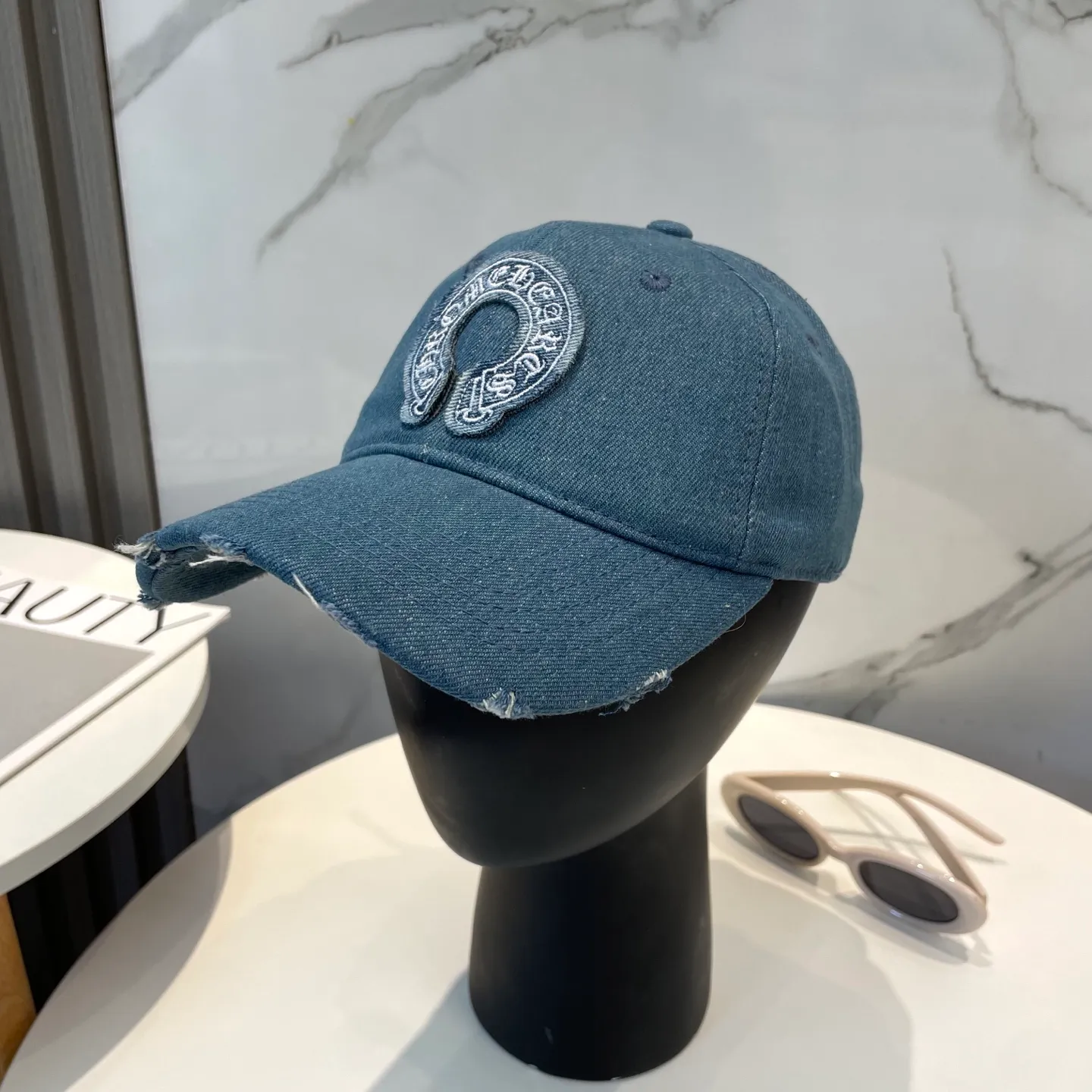 P70 Croxin's new high-quality washed denim baseball cap, high-end customized version! The same style as the internet celebrity fashion blogger! Wall crack recommended! Great quality! Head circumference 57cm